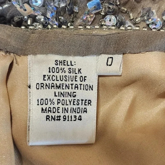 BG Haute Women's Silk V-Neck Silver Floor Length Sequin Evening Gown Size 0 NWOT - Picture 11 of 16